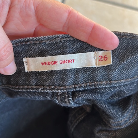 Black Levi’s Shorts - Picture 6 of 6